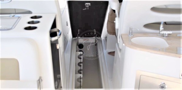 2016 SAILFISH 325 DC