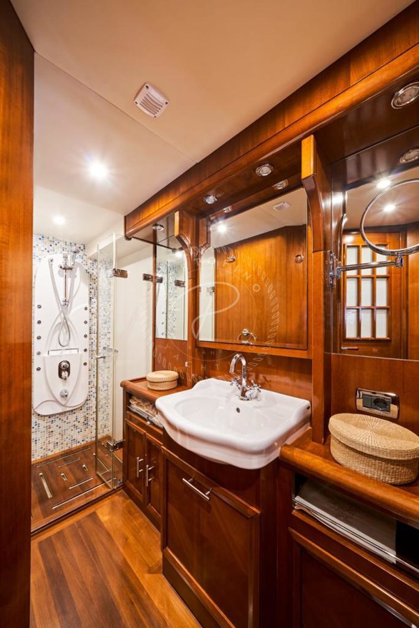 2006 CARIANDA 65