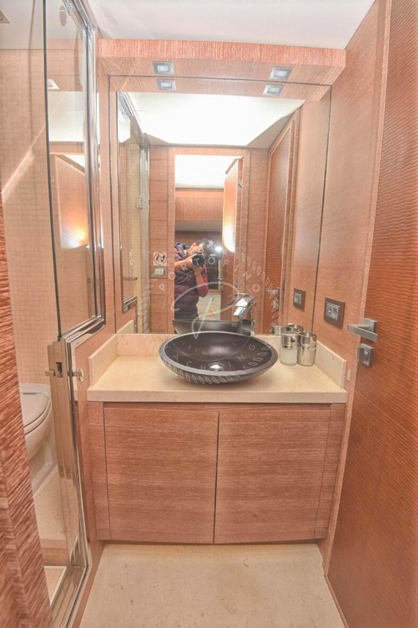 2013 MONTE CARLO YACHT 76