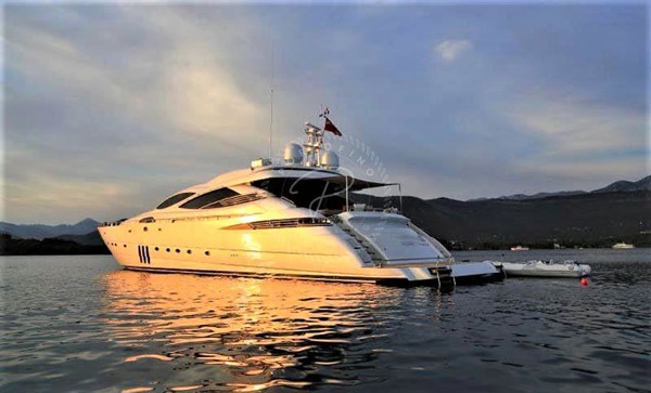 2007 PERSHING 115