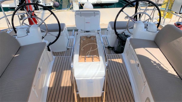 2017 JEANNEAU SUN ODYSSEY 449