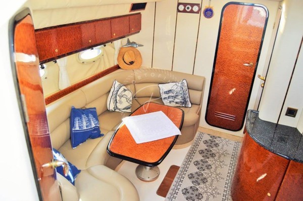 1997 PRINCESS V40