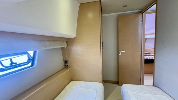 2013 PRESTIGE 500 FLY
