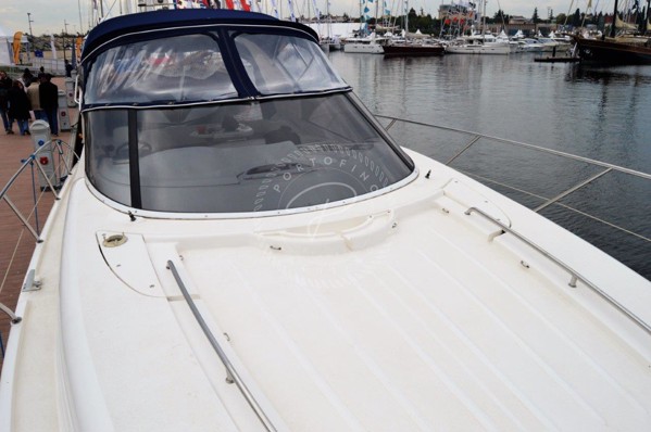 2005 FAIRLINE TARGA 40