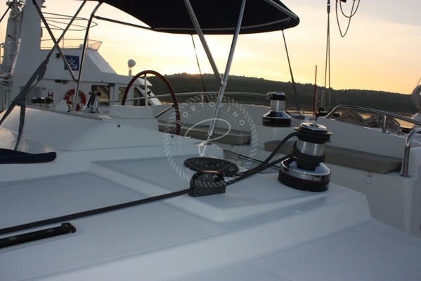 2010 LAGOON 440