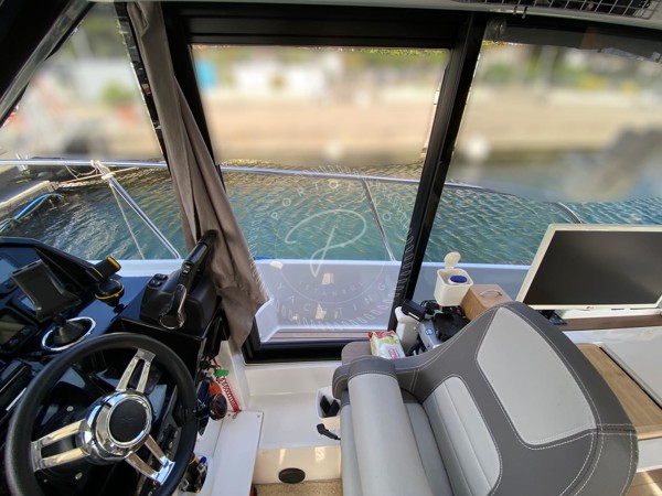2017 JEANNEAU MERRY FISHER 895