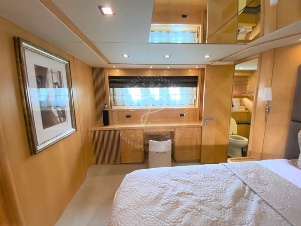 2006 SUNSEEKER PREDATOR 82