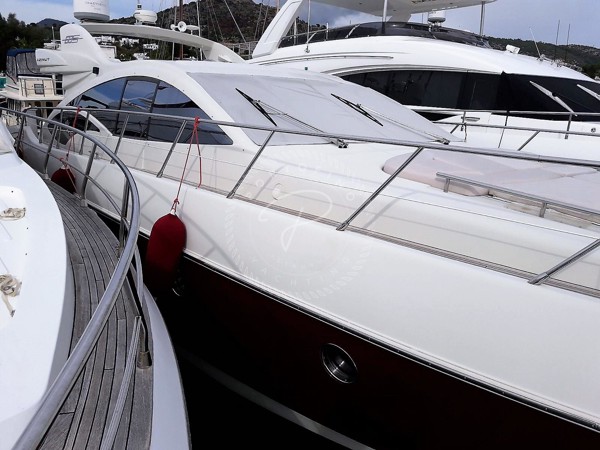 2006 AZIMUT 68S