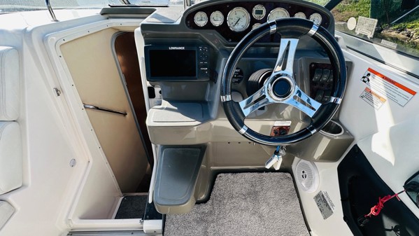 2011 REGAL 2565