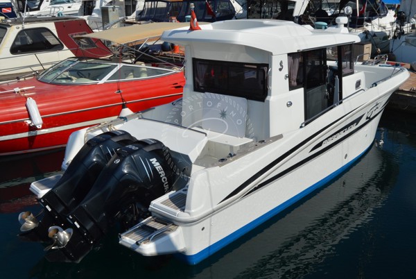 2014 BENETEAU BARRACUDA 9