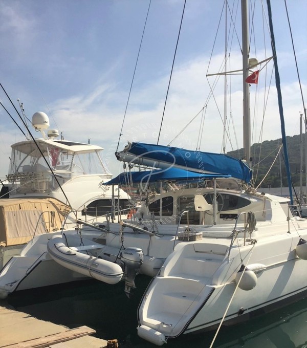 2002 FOUNTAINE PAJOT BELIZE 43