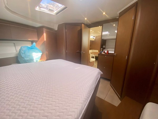 2021 BENETEAU OCEANIS 51.1