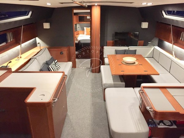 2016 BENETEAU OCEANIS 60