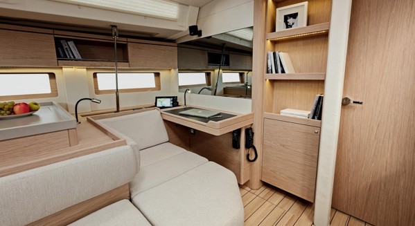 2022 BENETEAU OCEANIS 51.1