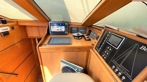 2010 CUSTOM SLOOP 72 FEET