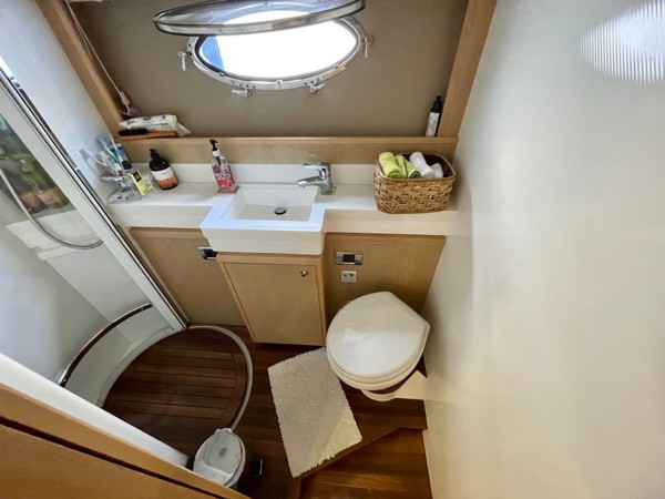 2009 PRINCESS 50