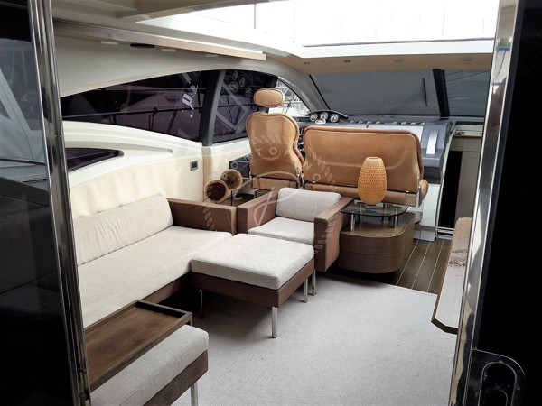 2006 AZIMUT 68S