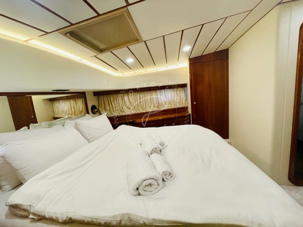 2003/2020 FERRETTI YACHTS 680