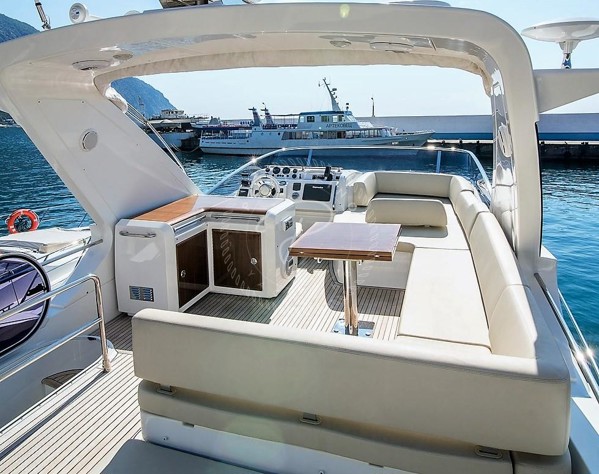2012 AZIMUT 60 FLY