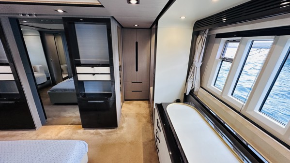 2018 AZIMUT 80
