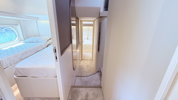 2025 AZIMUT MAGELLANO 60