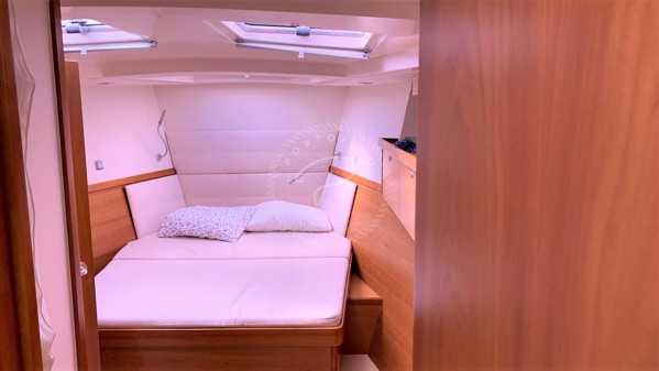2011 HANSE 470