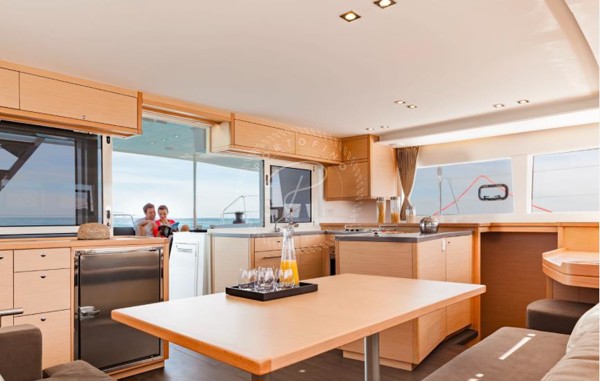 2012 LAGOON 450