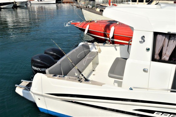 2014 BENETEAU BARRACUDA 9