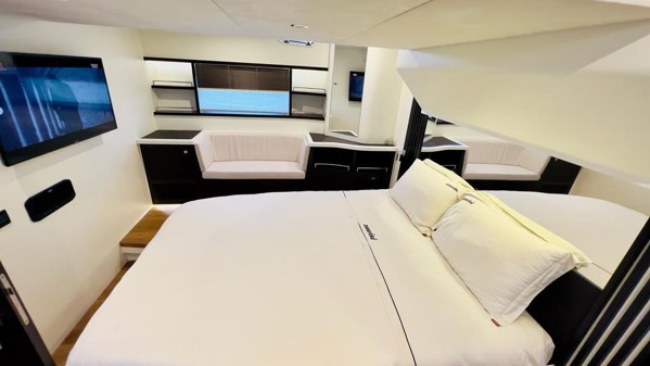 2022 MODEL DEEPYACHT 52 FLY