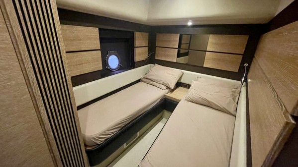 2014 AZIMUT 54 FLY