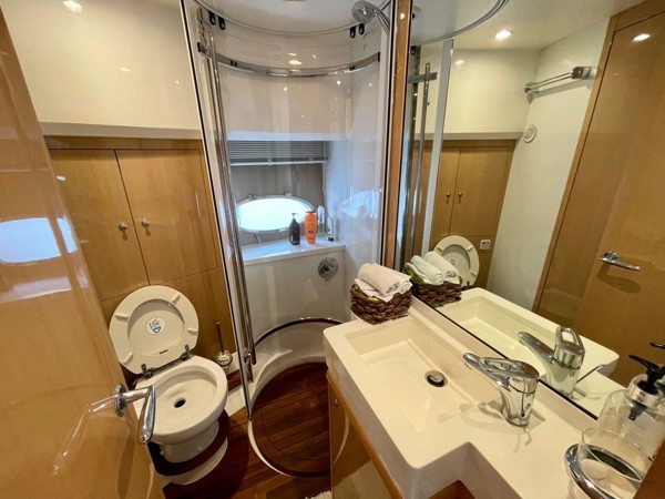 2009 PRINCESS 50