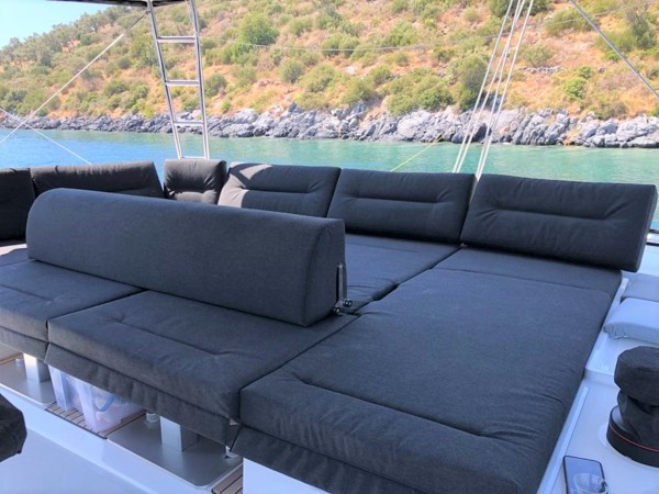 2021 LAGOON 52 F