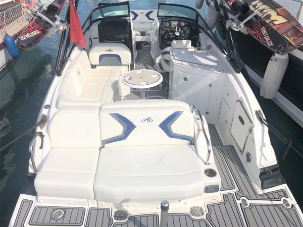 2014 MONTEREY 214 SS
