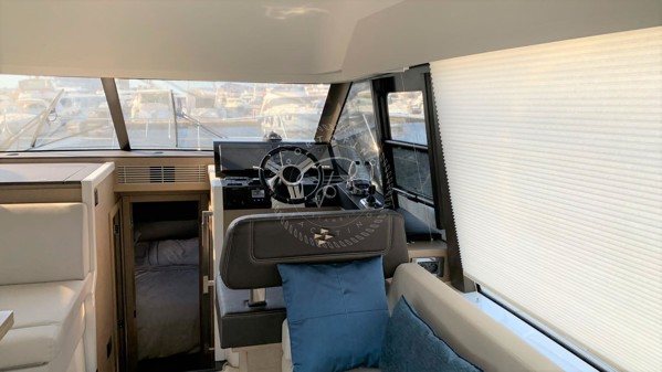 2020 PRESTIGE 420 FLY