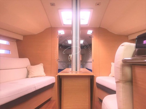 2012 AZUREE 40 VOYAGE