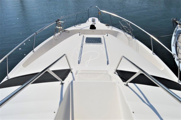 2002 SEA RAY EXPRESS BRIDGE 450