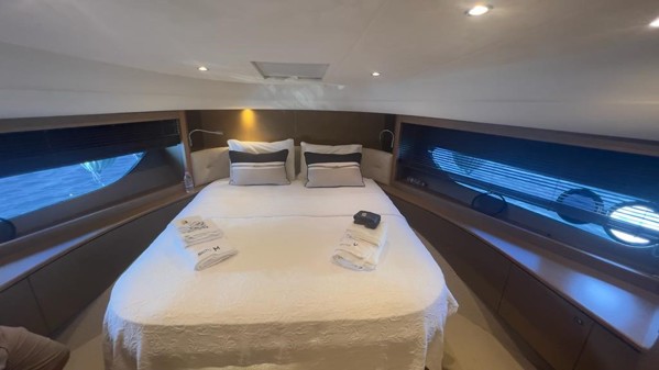 2015 PRINCESS 82