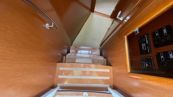 2012 BENETEAU ANTARES 42