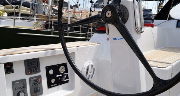 2009 GRAND SOLEIL 46