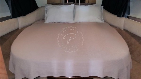 2001 PRINCESS 56