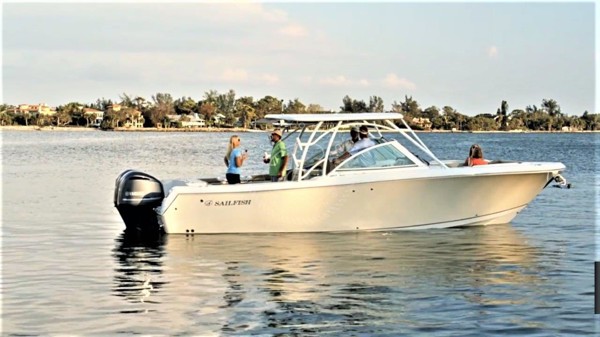 2016 SAILFISH 325 DC