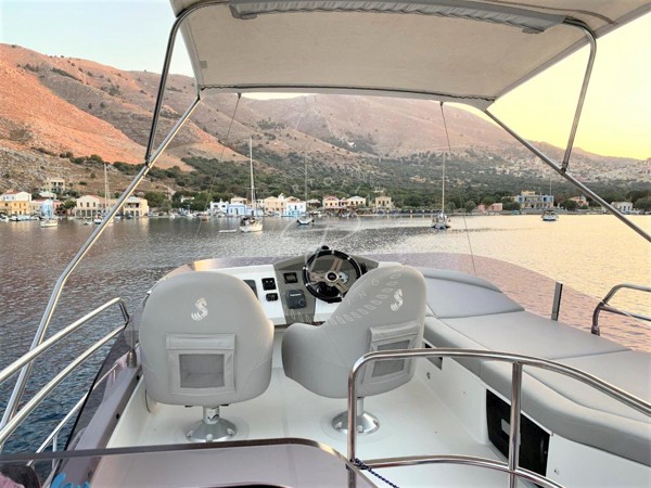 2013 BENETEAU GT 49 FLYER