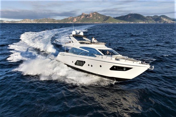 2016 ABSOLUTE 64 FLY