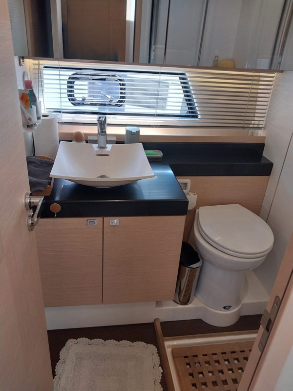 2016 PRESTIGE 500 FLY