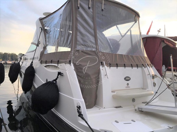 2011 RINKER 280 EC