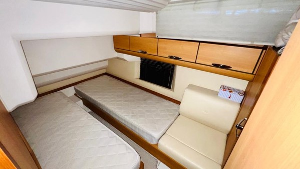 2013 GREENLINE 40 HYBRID