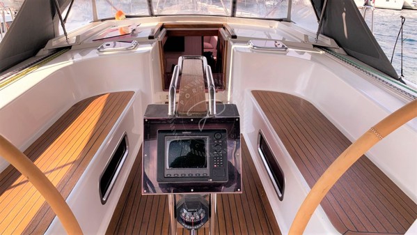 2011 HANSE 470