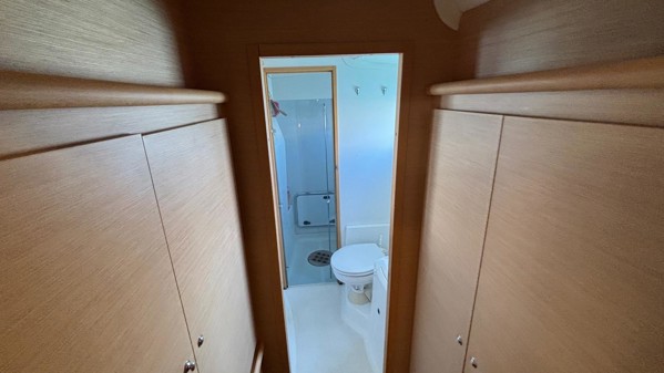 2008 LAGOON 440