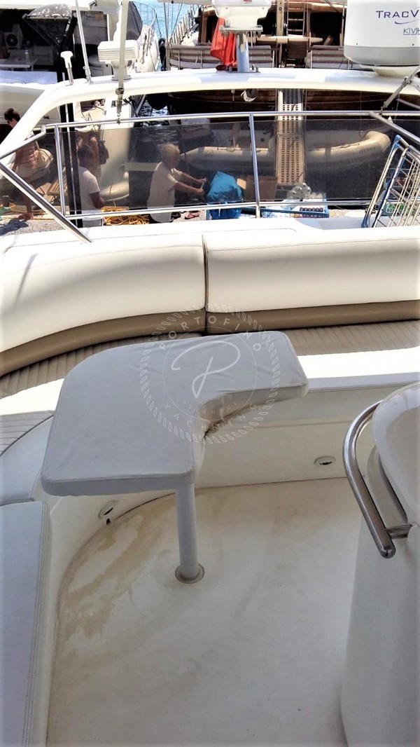 2001 PRINCESS 56