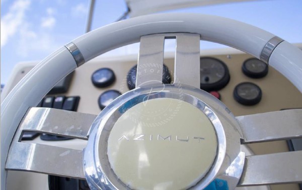 2012 AZIMUT 53 FLY